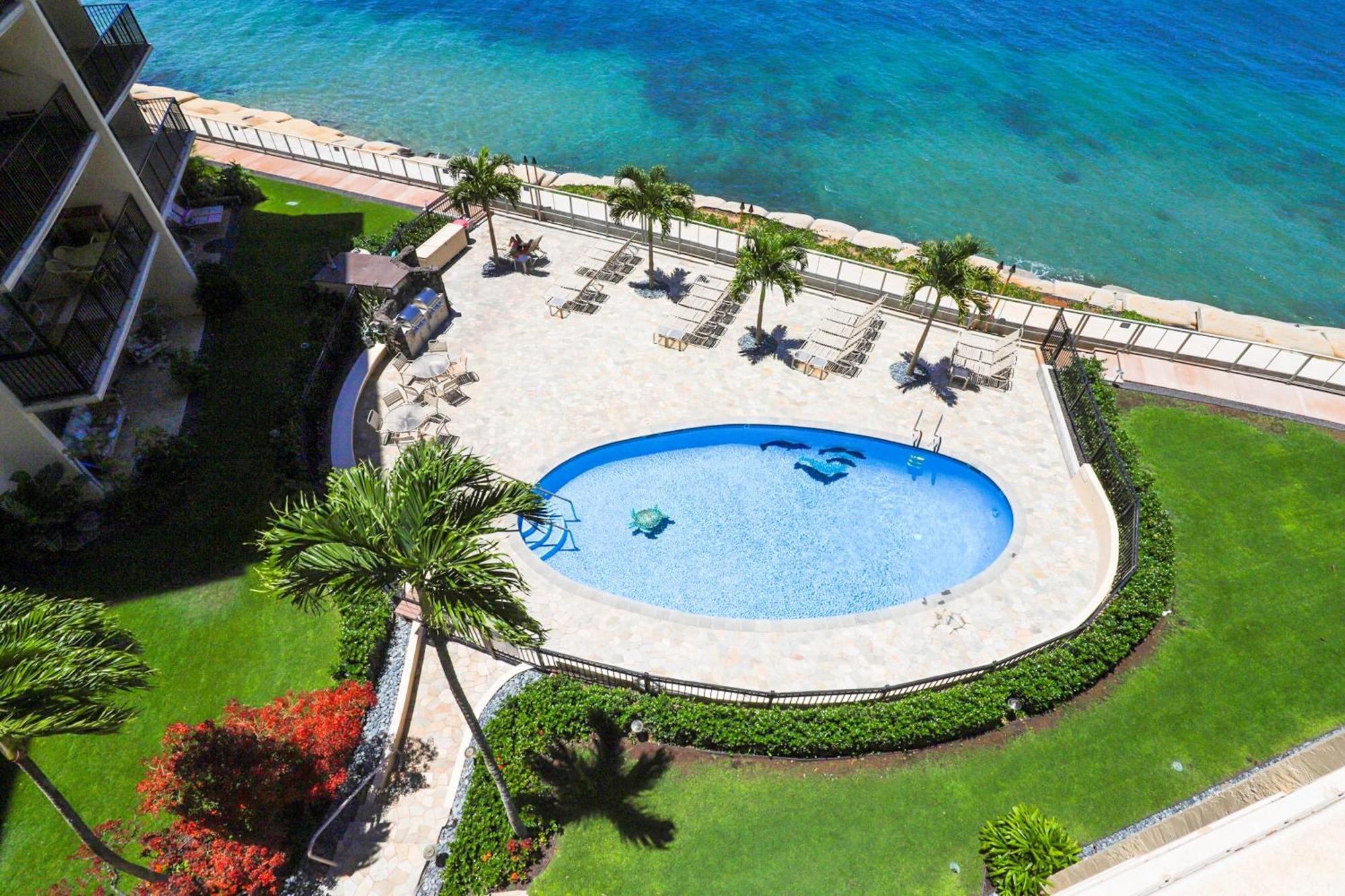 Hololani Resort Kahana Exterior photo
